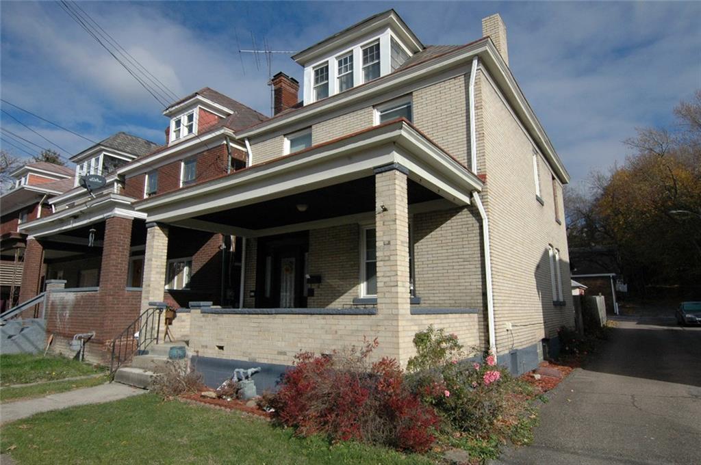 214 Greydon Avenue McKees Rocks, PA 15136 - Photo 1 of 25 Gallery Image 1