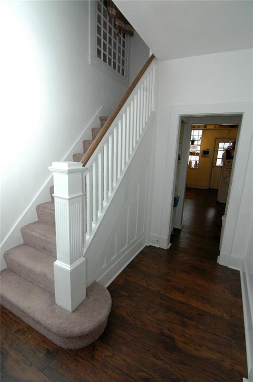 214 Greydon Avenue McKees Rocks, PA 15136 - Photo 4 of 25 Gallery Image 4