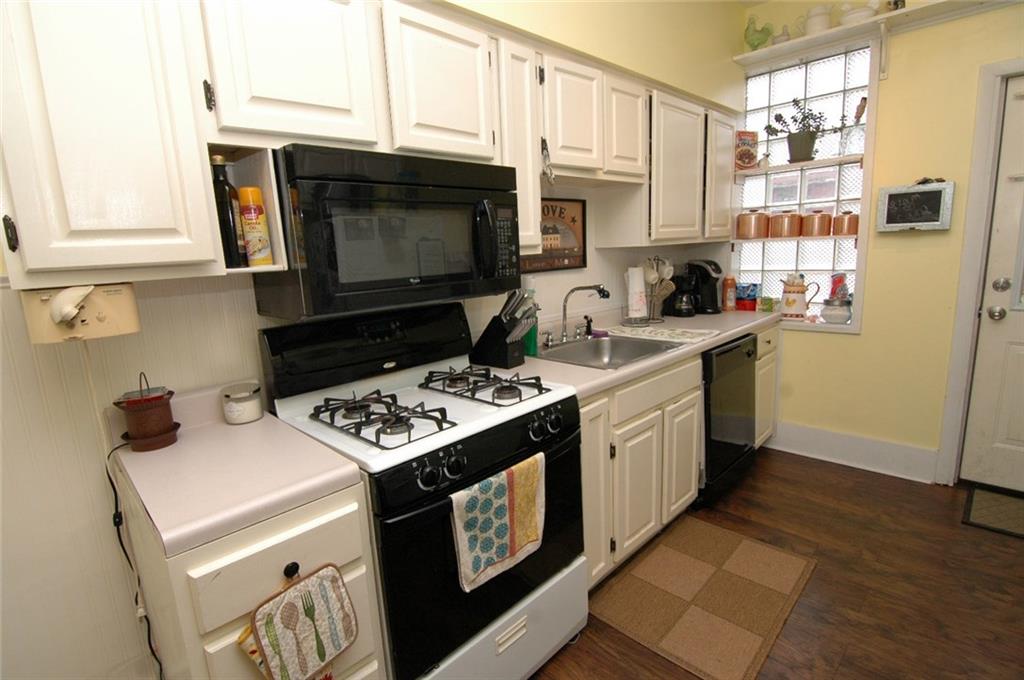 214 Greydon Avenue McKees Rocks, PA 15136 - Photo 10 of 25 Gallery Image 10