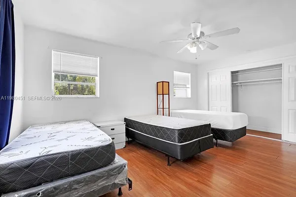 $1,750 | 2419 Pierce Street, Hollywood, FL 33020