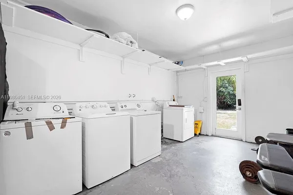 $1,750 | 2419 Pierce Street, Hollywood, FL 33020