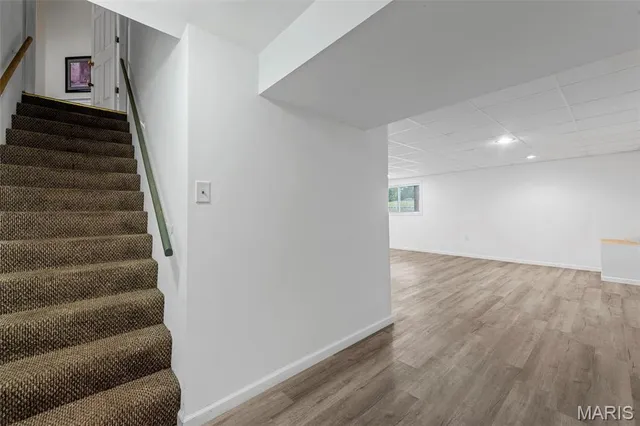 $289,000 | 101 Robbins Way Drive, Florissant, MO 63034