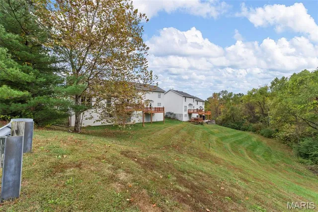 $289,000 | 101 Robbins Way Drive, Florissant, MO 63034