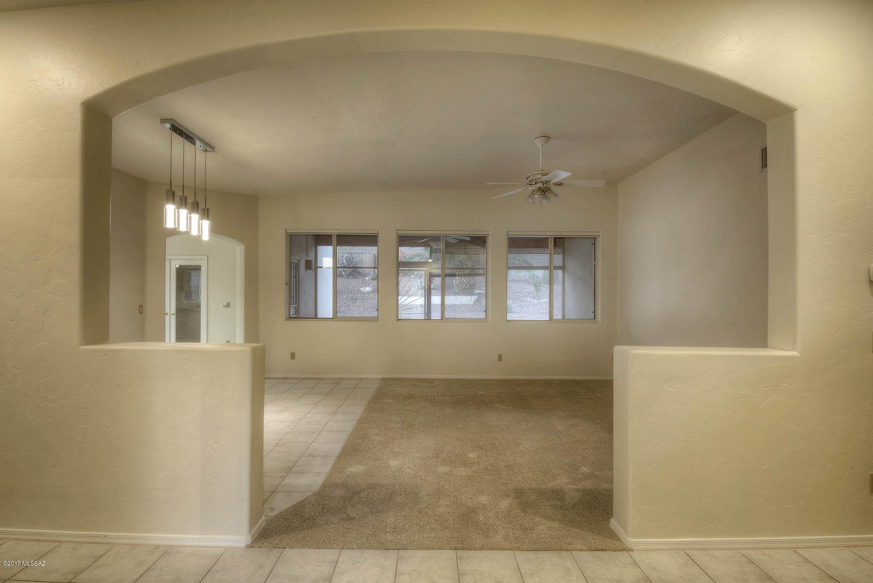 328 Ajax Peak Road Oro Valley, AZ 85737 - Photo 4 of 22