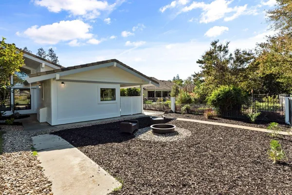 $1,590,000 | 44428 South El Macero Drive, Davis, CA 95618
