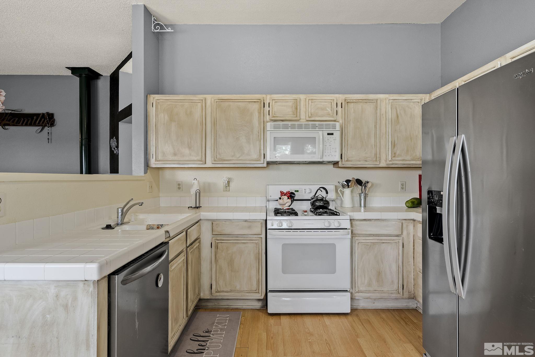 8820 Sopwith Boulevard Reno, NV 89506 - Photo 8 of 22 Photo 8