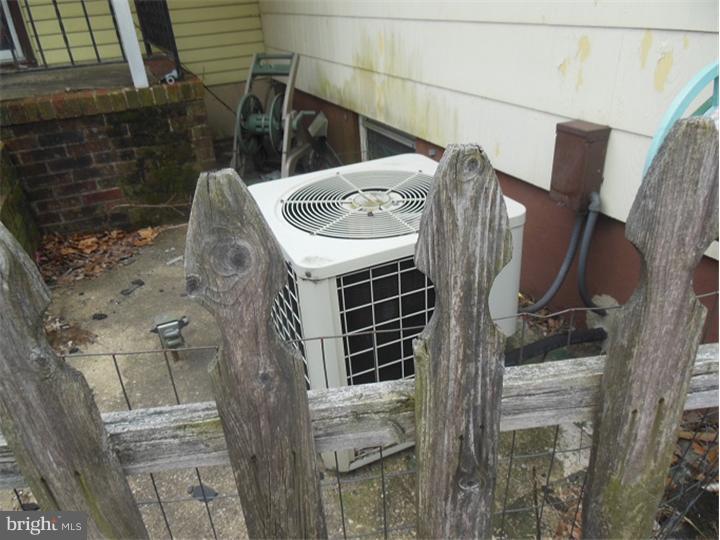711 Kossuth Street Riverside, NJ 08075 - Photo 3 of 13