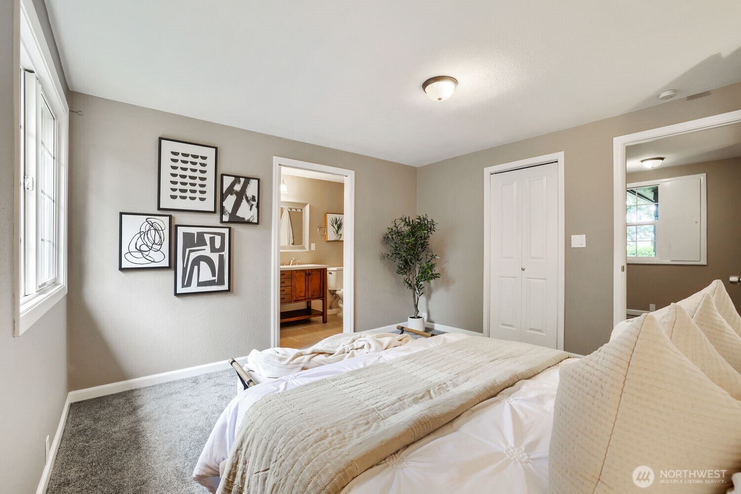 9004 218th Street Southwest Edmonds, WA 98026 - Photo 15 of 28 Gallery Image 15