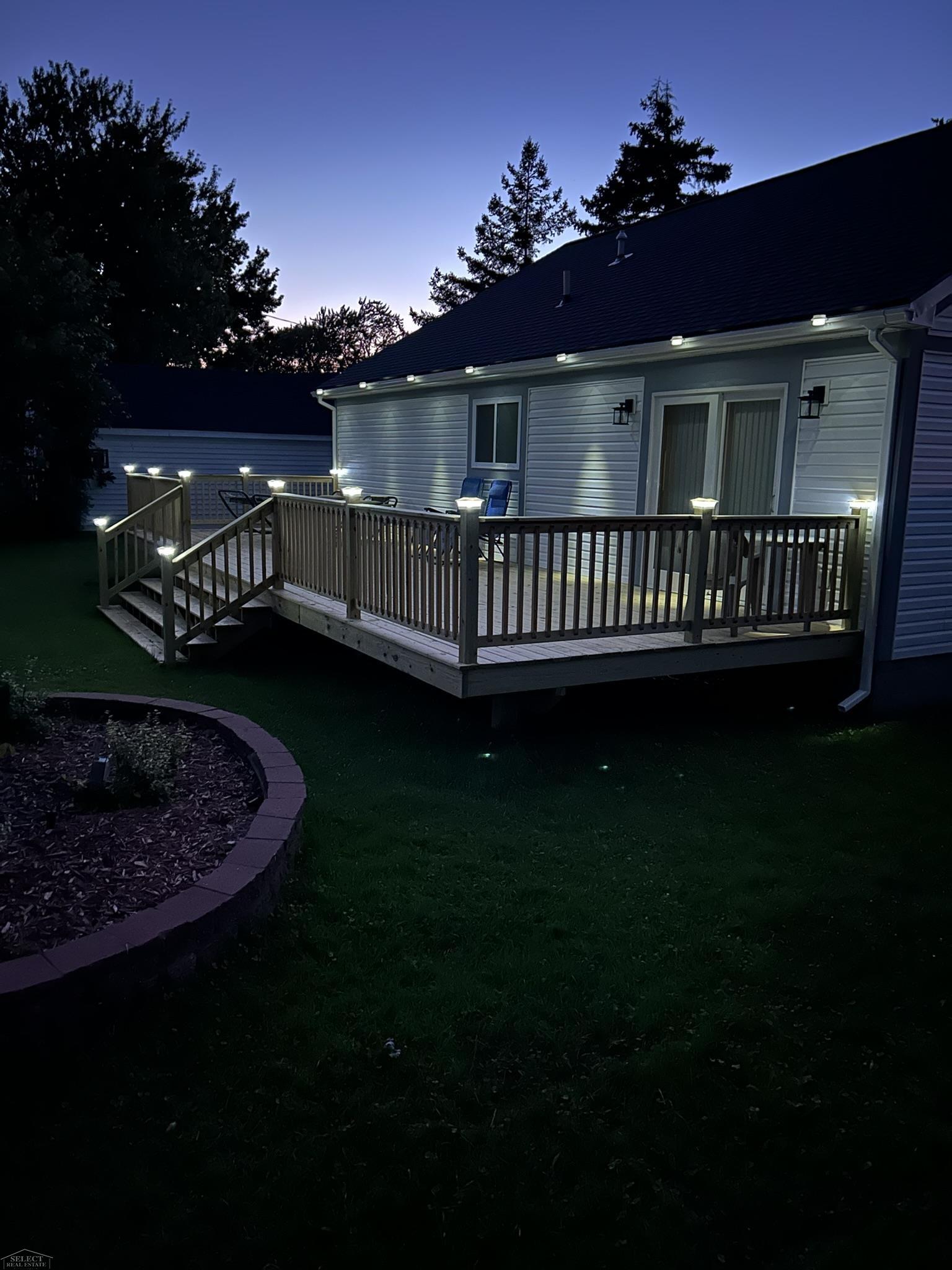 2720 East Maple Road Troy, MI 48083 - Photo 2 of 60