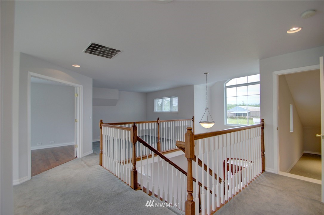 12707 Persons Road Bow, WA 98232 - Photo 14 of 25 Gallery Image 14