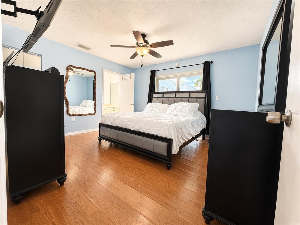 14719 Southwest 176th Street Miami, FL 33187 - Photo 12 of 15