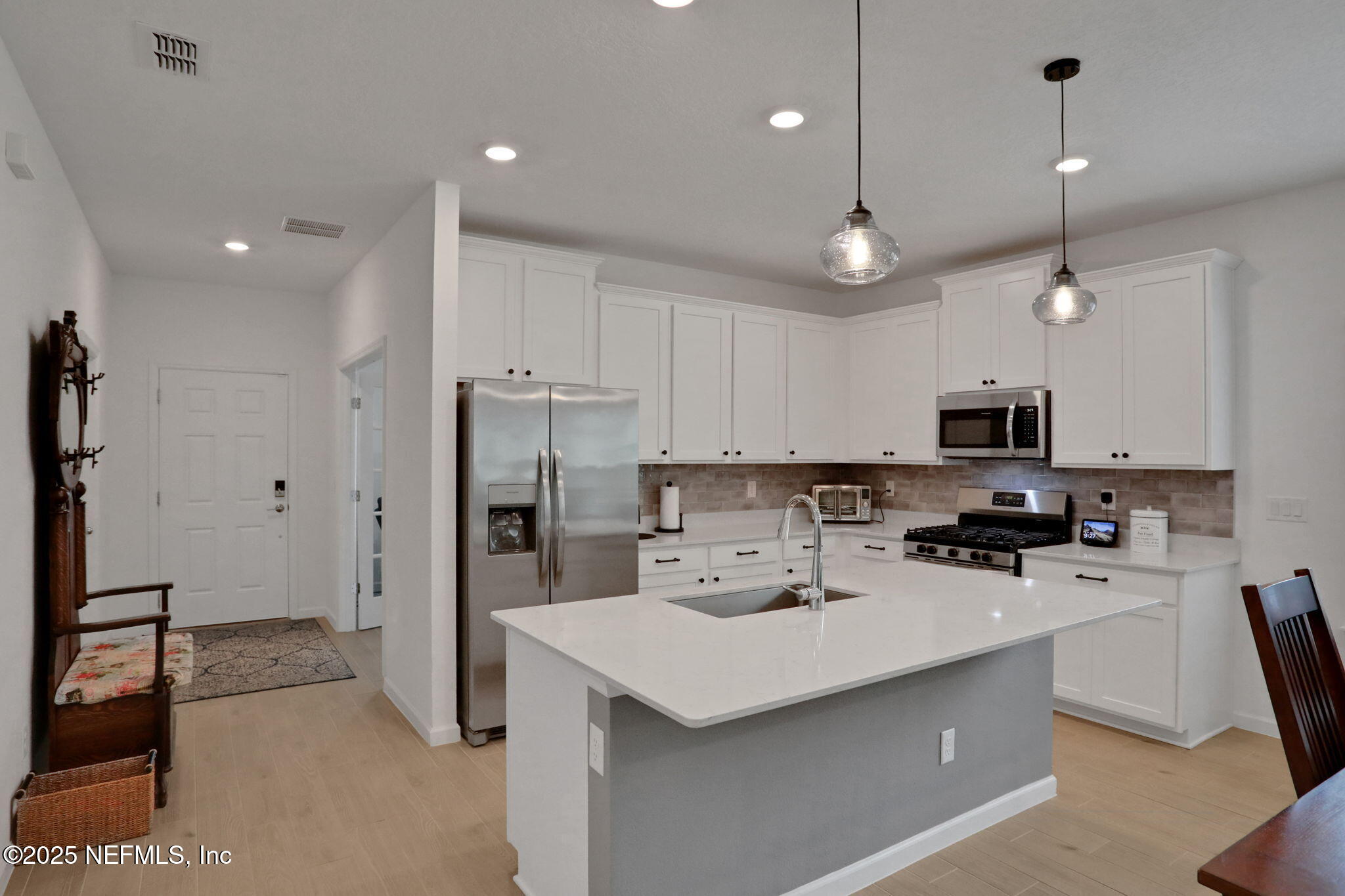 75610 Pondside Lane Yulee, FL 32097 - Photo 7 of 50 23-web-or-mls-7O0A2005