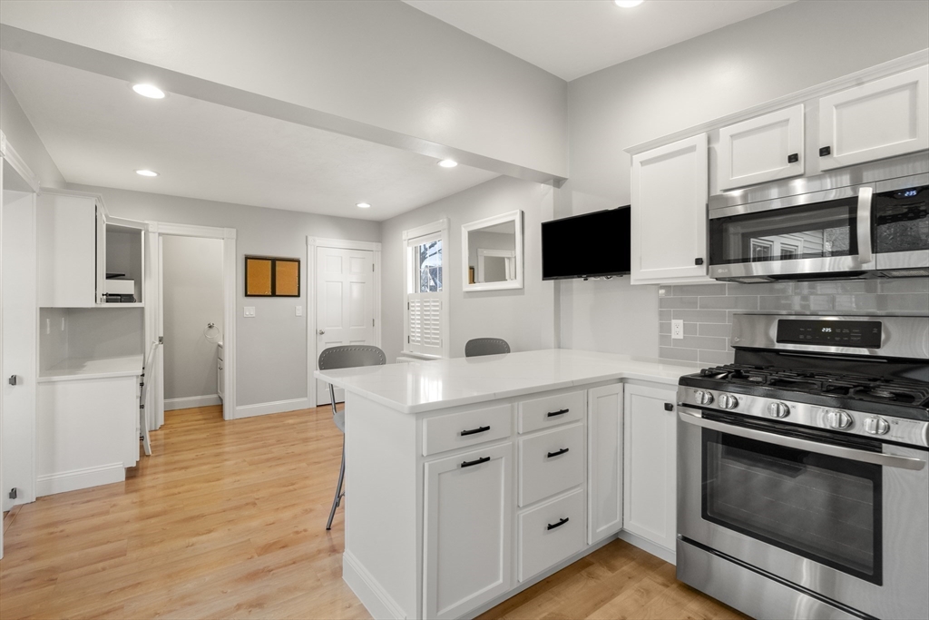 47 Chilton Road Boston, MA 02132 - Photo 10 of 42 Gallery Image 10