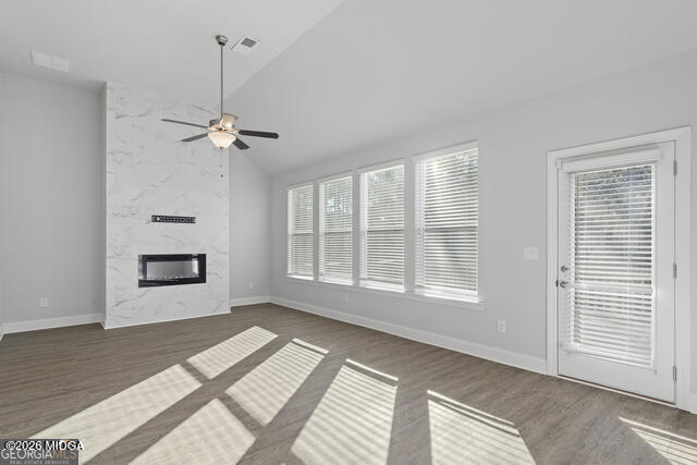 2910 Red Fox Drive Haddock, GA 31033 - Photo 17 of 46 Living room