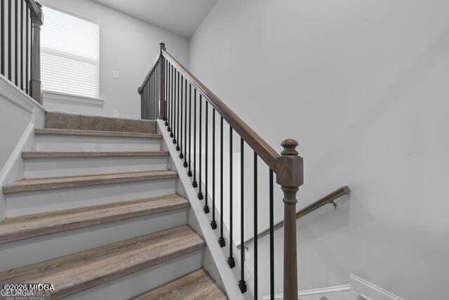 2910 Red Fox Drive Haddock, GA 31033 - Photo 25 of 46 Stairs