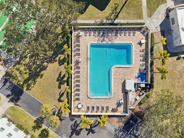 $180,000 | 2700 Bayshore Boulevard, Unit 1305, Dunedin, FL 34698