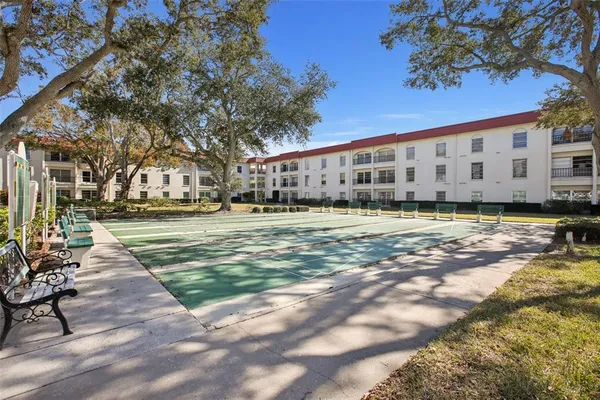 $180,000 | 2700 Bayshore Boulevard, Unit 1305, Dunedin, FL 34698