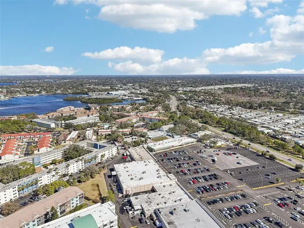 $180,000 | 2700 Bayshore Boulevard, Unit 1305, Dunedin, FL 34698