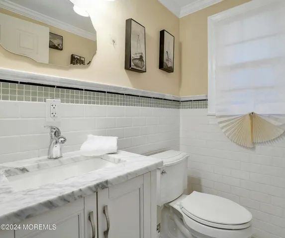 $8,000 | 919 Ocean Avenue, Mantoloking, NJ 08738