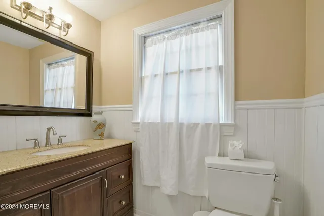 $8,000 | 919 Ocean Avenue, Mantoloking, NJ 08738