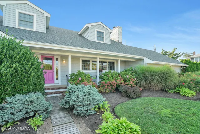 $8,000 | 919 Ocean Avenue, Mantoloking, NJ 08738