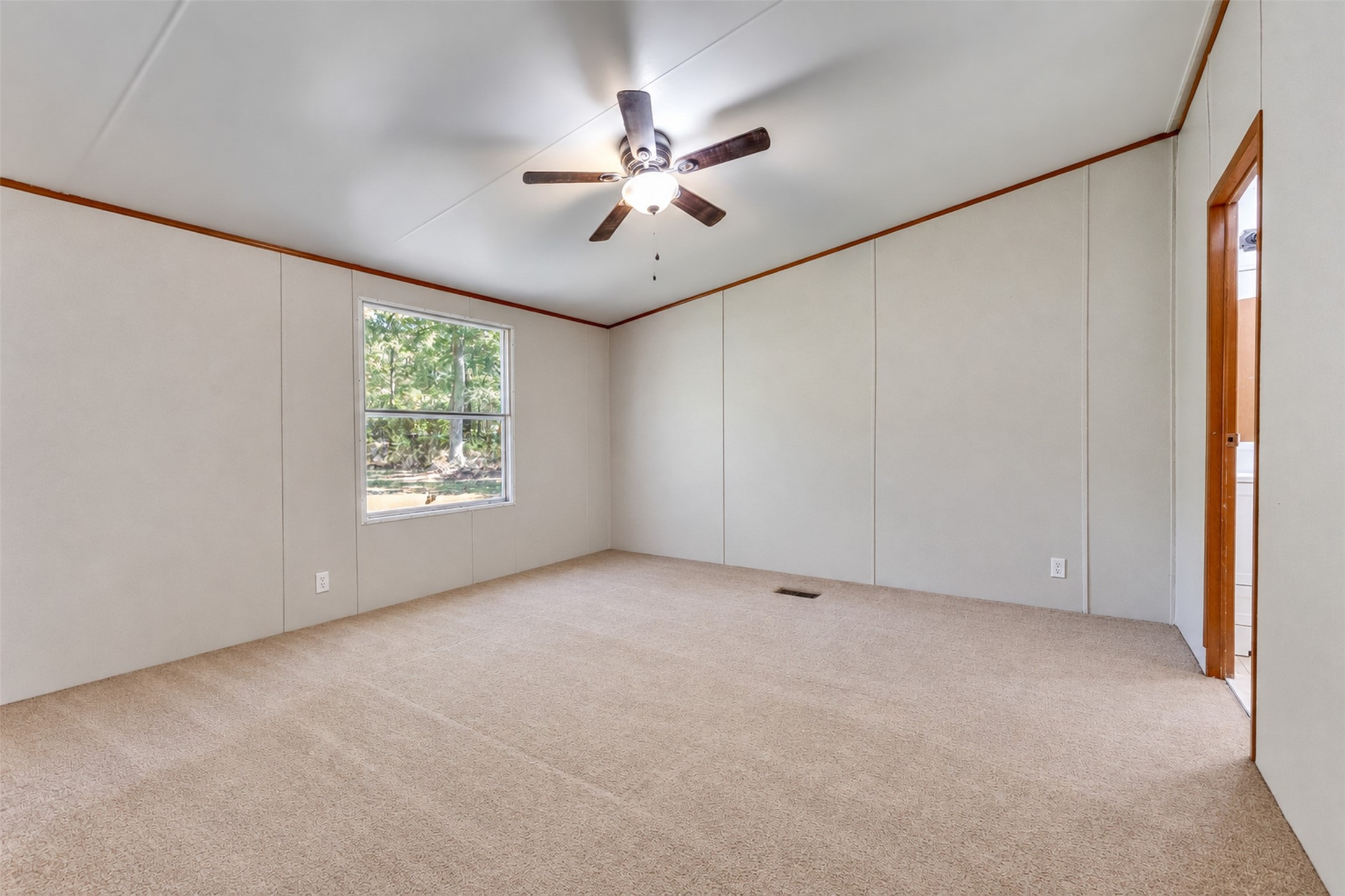 2009 Holder Rambo Drive Huffman, TX 77336 - Photo 21 of 31 Primary Bedroom