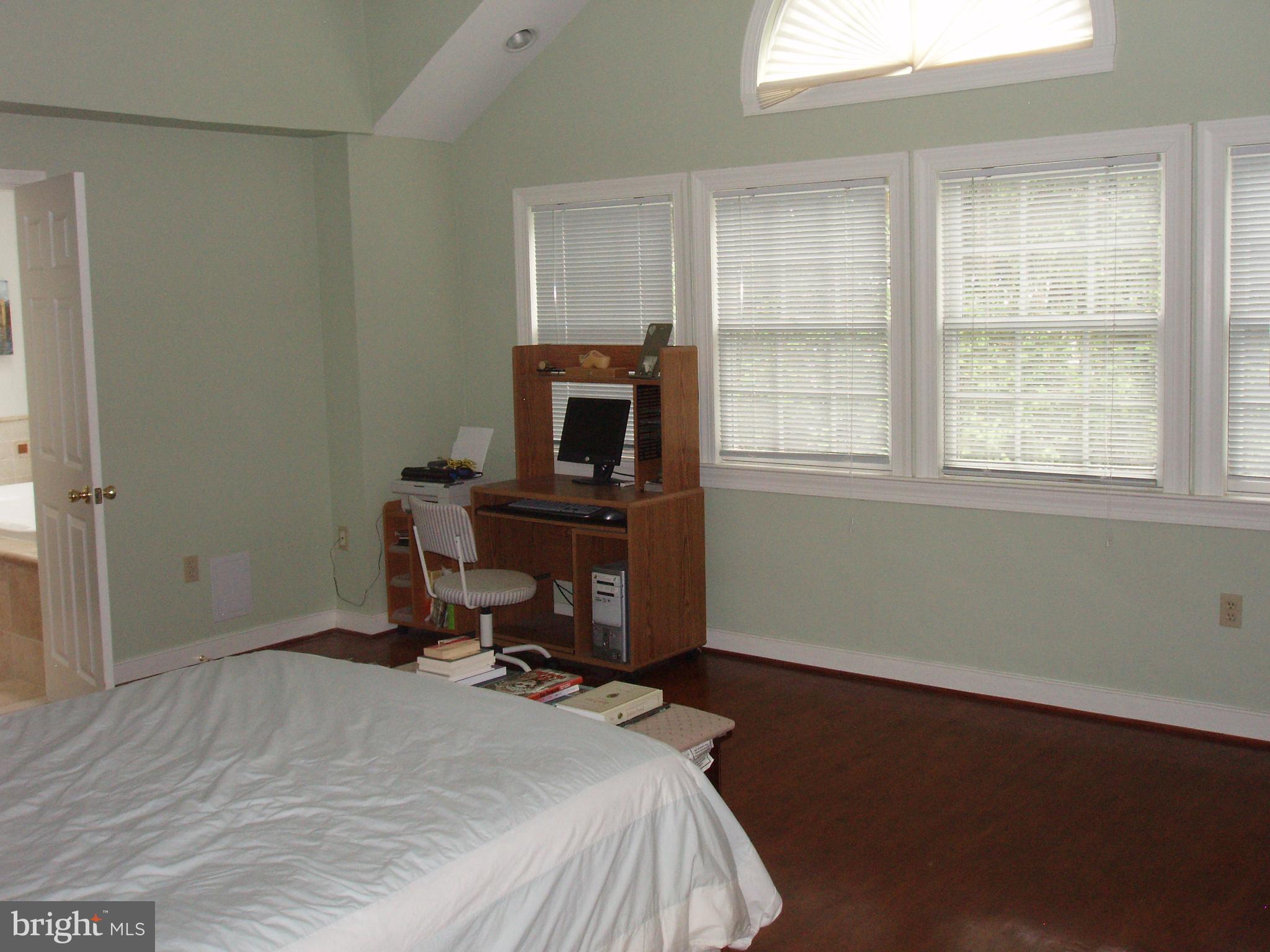 7208 Exfair Road Bethesda, MD 20814 - Photo 14 of 27 Pmary Bedroom
