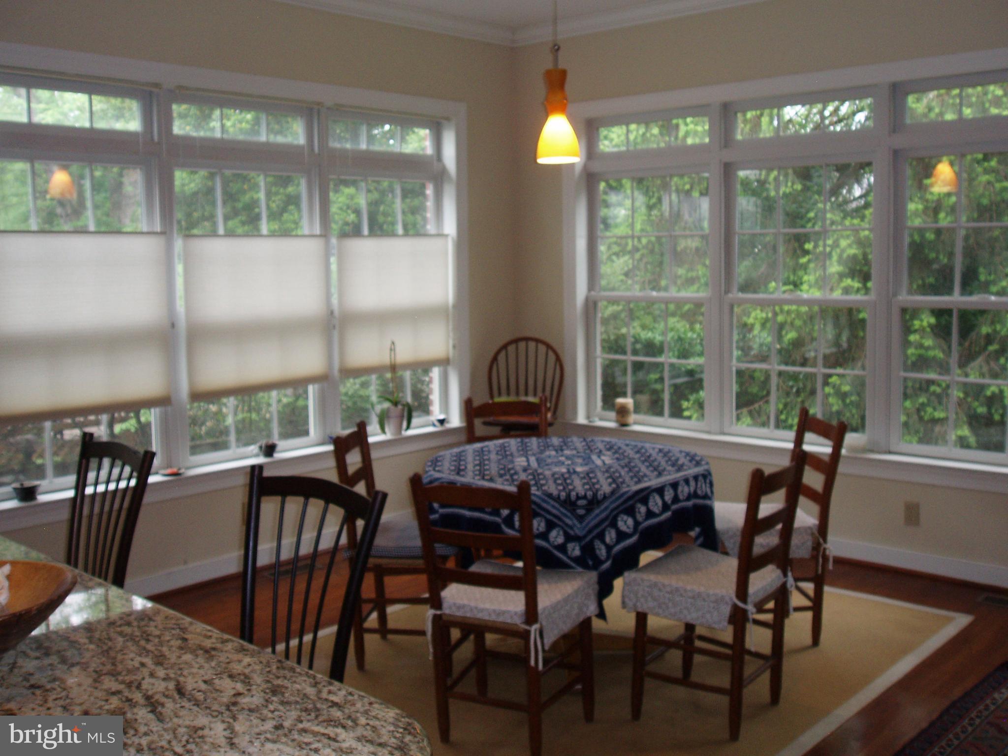 7208 Exfair Road Bethesda, MD 20814 - Photo 8 of 27 Breakfast area