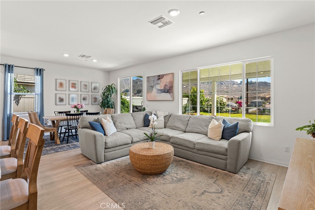 21264 Telegraph Road Riverside, CA 92507 - Photo 10 of 37