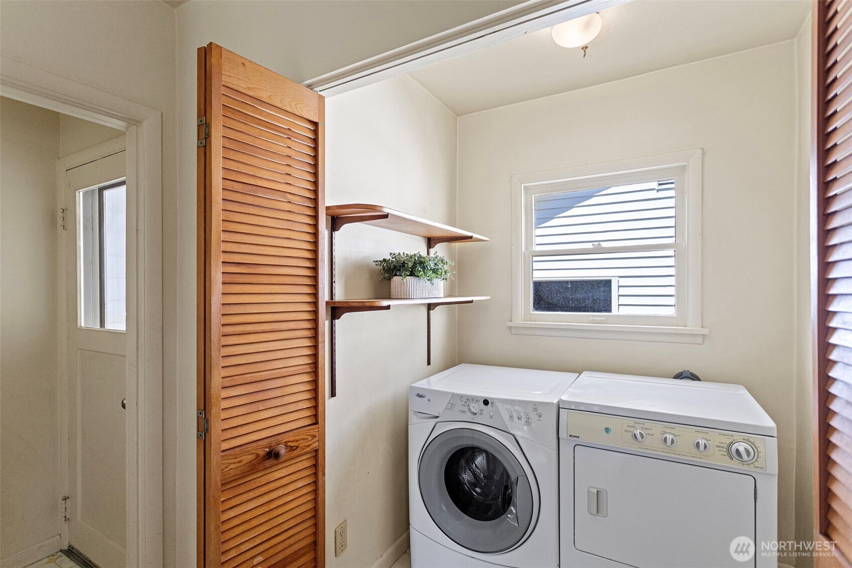 4812 Southwest Stevens Street Seattle, WA 98116 - Photo 20 of 28