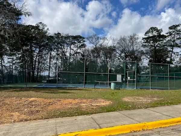 $700 | 411 West 5th Avenue, Unit A4, Tallahassee, FL 32303