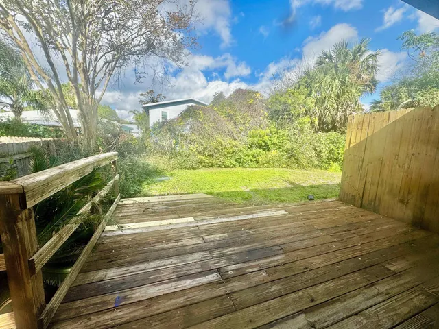 $1,550 | 204 8th Street, Unit B, St. Augustine, FL 32080