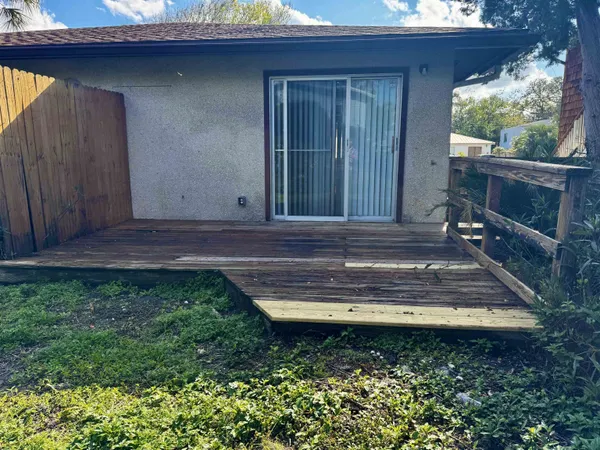 $1,550 | 204 8th Street, Unit B, St. Augustine, FL 32080