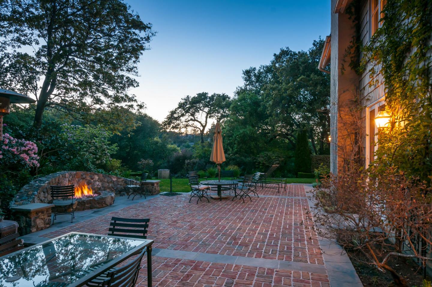 989 Hayne Road Hillsborough, CA 94010 - Photo 7 of 100