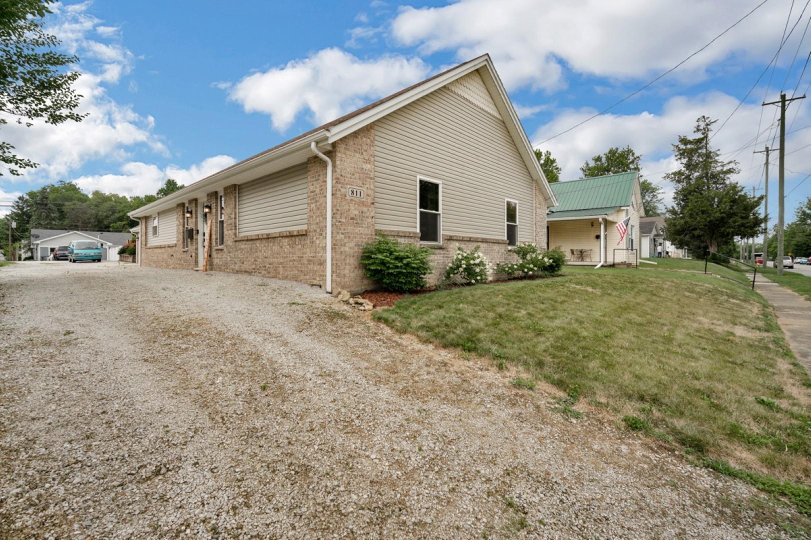 811 West State Street Kokomo, IN 46902 - Photo 3 of 36