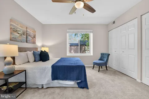 $269,900 | 9708 Kingsbridge Drive, Unit 304, Fairfax, VA 22031