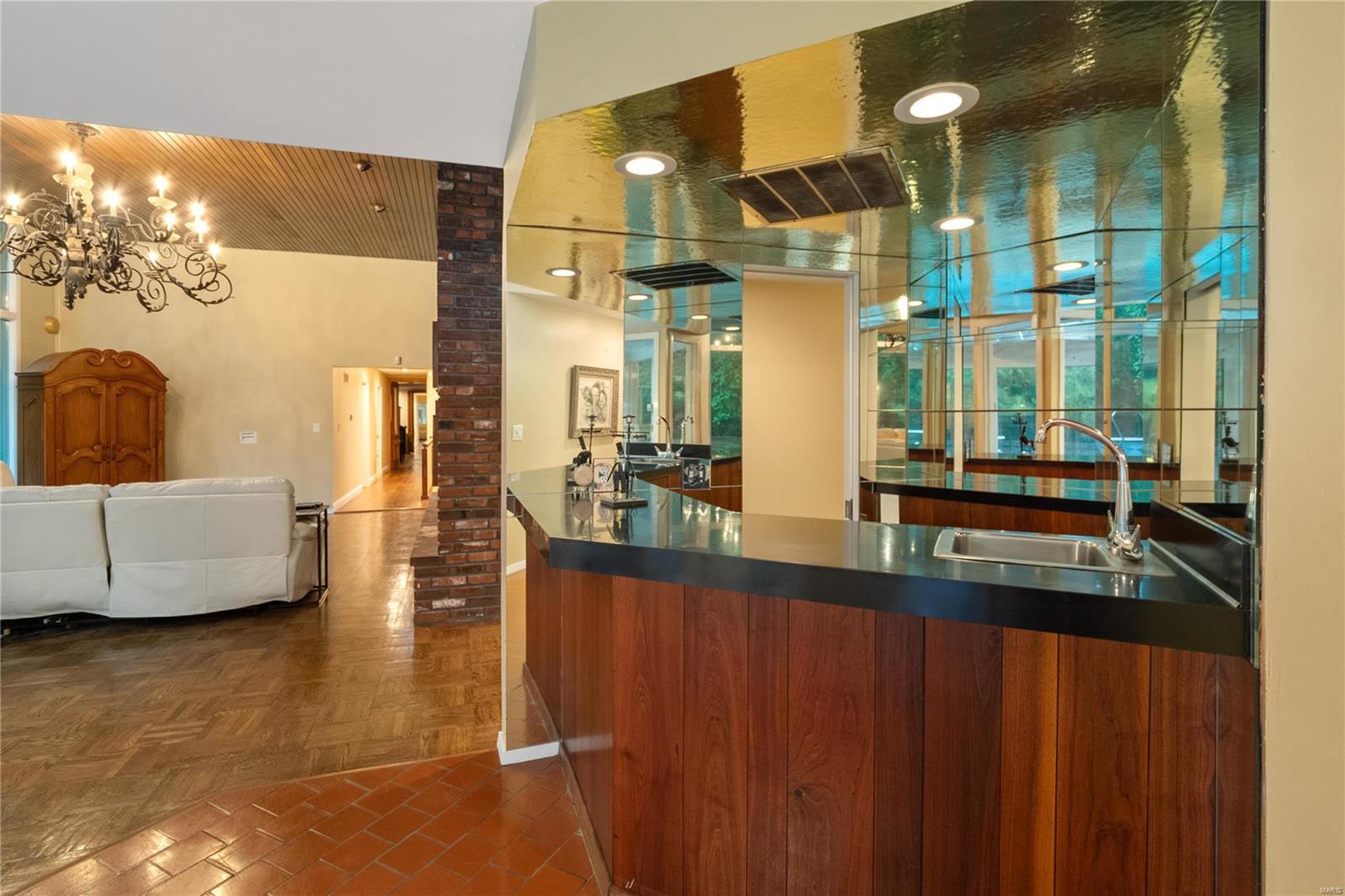 1700 Warson Estates Drive St. Louis, MO 63124 - Photo 18 of 73