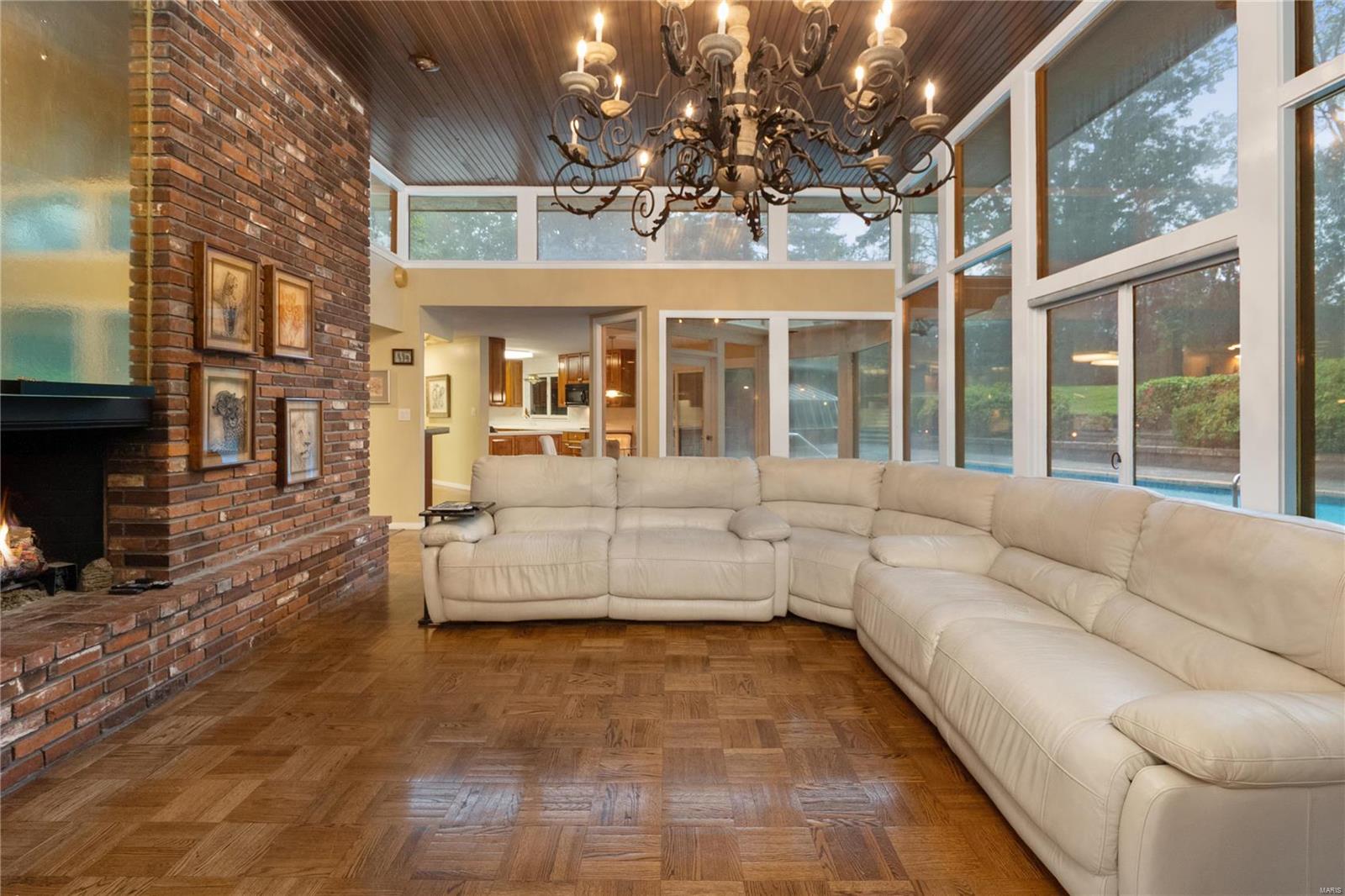 1700 Warson Estates Drive St. Louis, MO 63124 - Photo 6 of 73