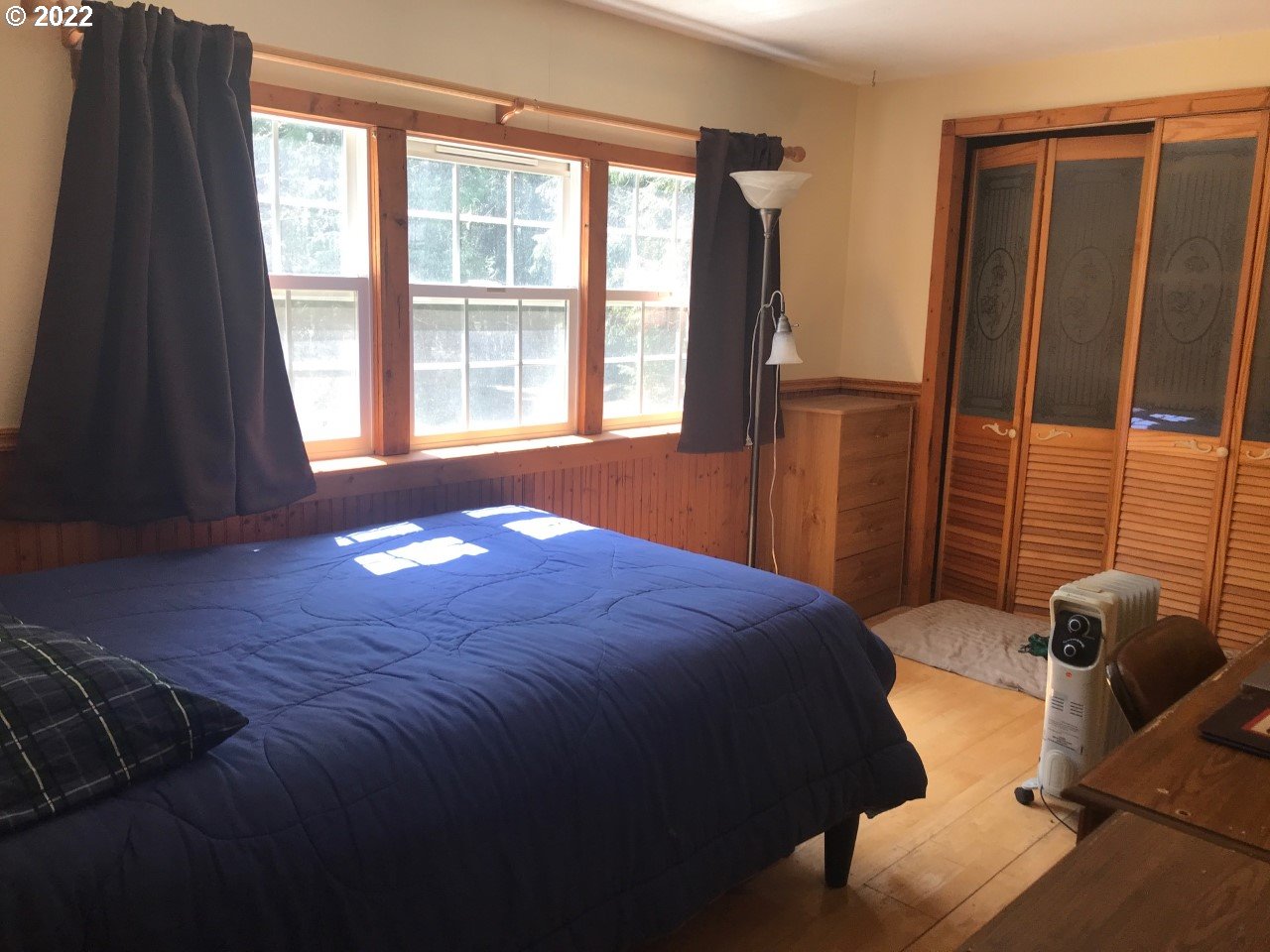 56989 North Bank Road Blue River, OR 97413 - Photo 14 of 21 Bedroom, Primary