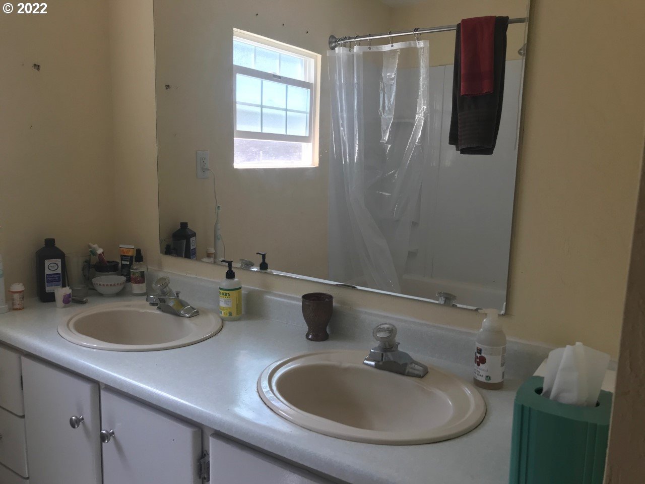 56989 North Bank Road Blue River, OR 97413 - Photo 17 of 21 Bathroom