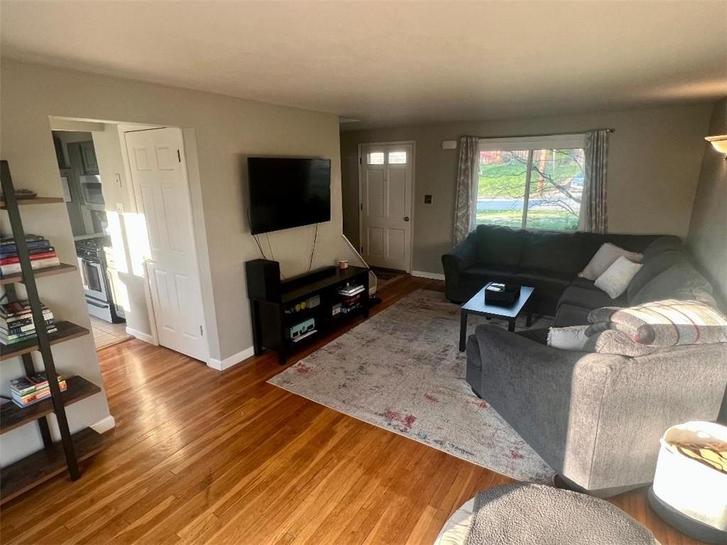 876 Blue Ridge Road Plum, PA 15239 - Photo 6 of 13 Gallery Image 6