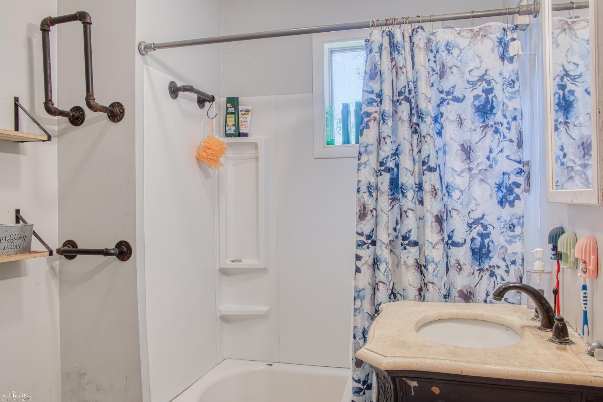 441 West Lansing Road Morrice, MI 48857 - Photo 13 of 26