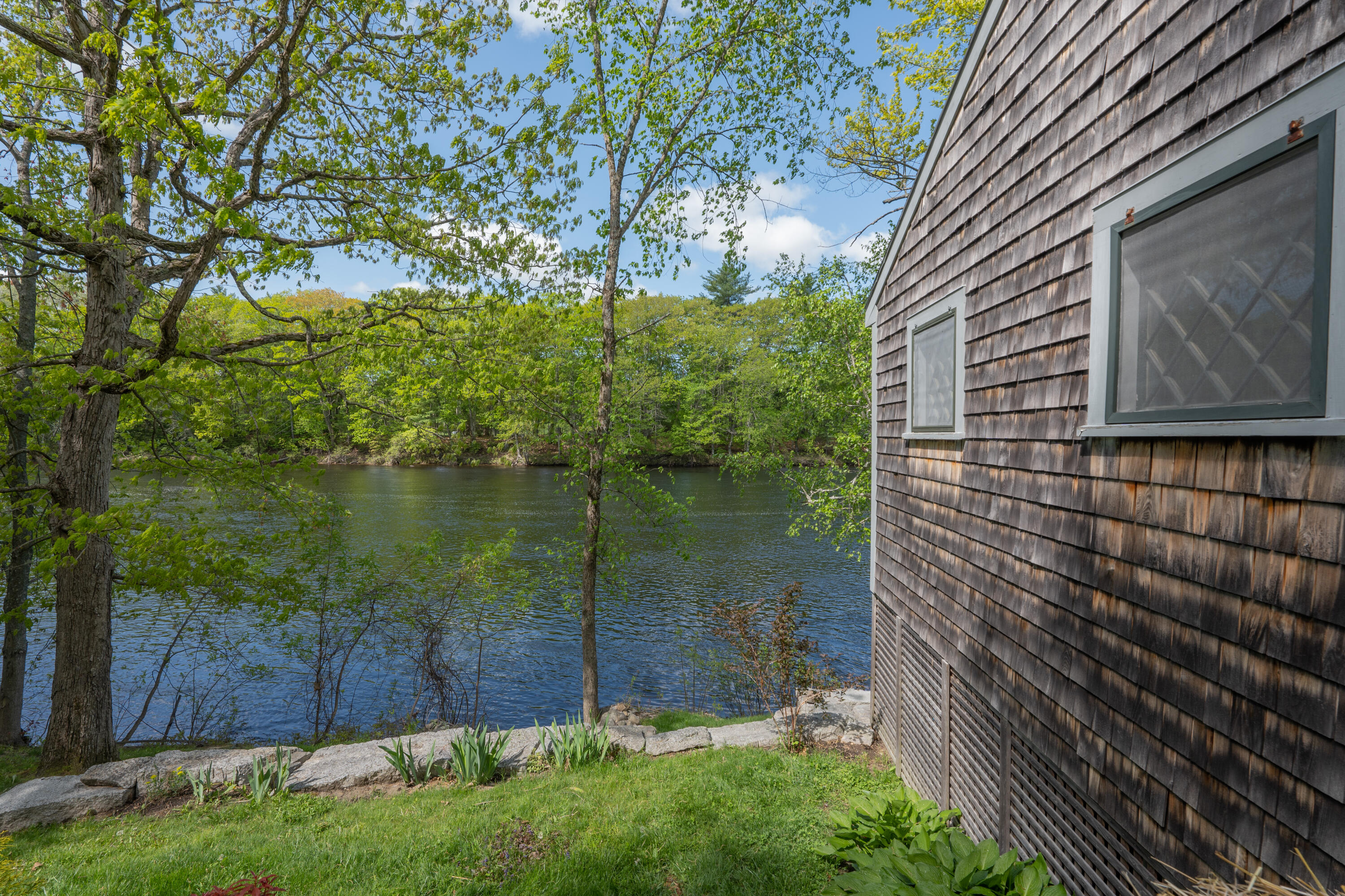 76 River Road Buxton, ME 04093 - Photo 9 of 63 76 River Rd-4