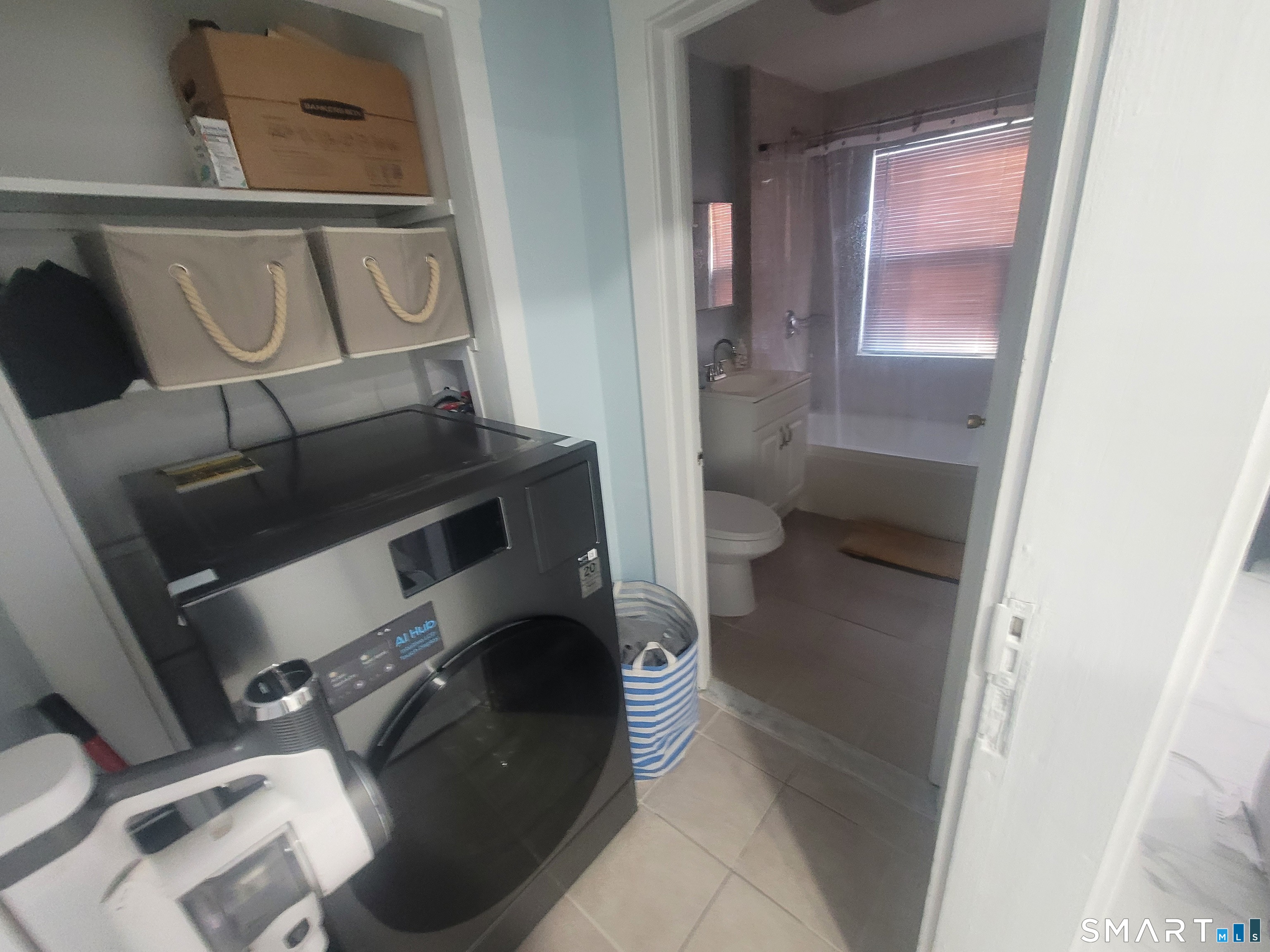 37 Biro Street Fairfield, CT 06825 - Photo 15 of 21 a bathroom with a toilet