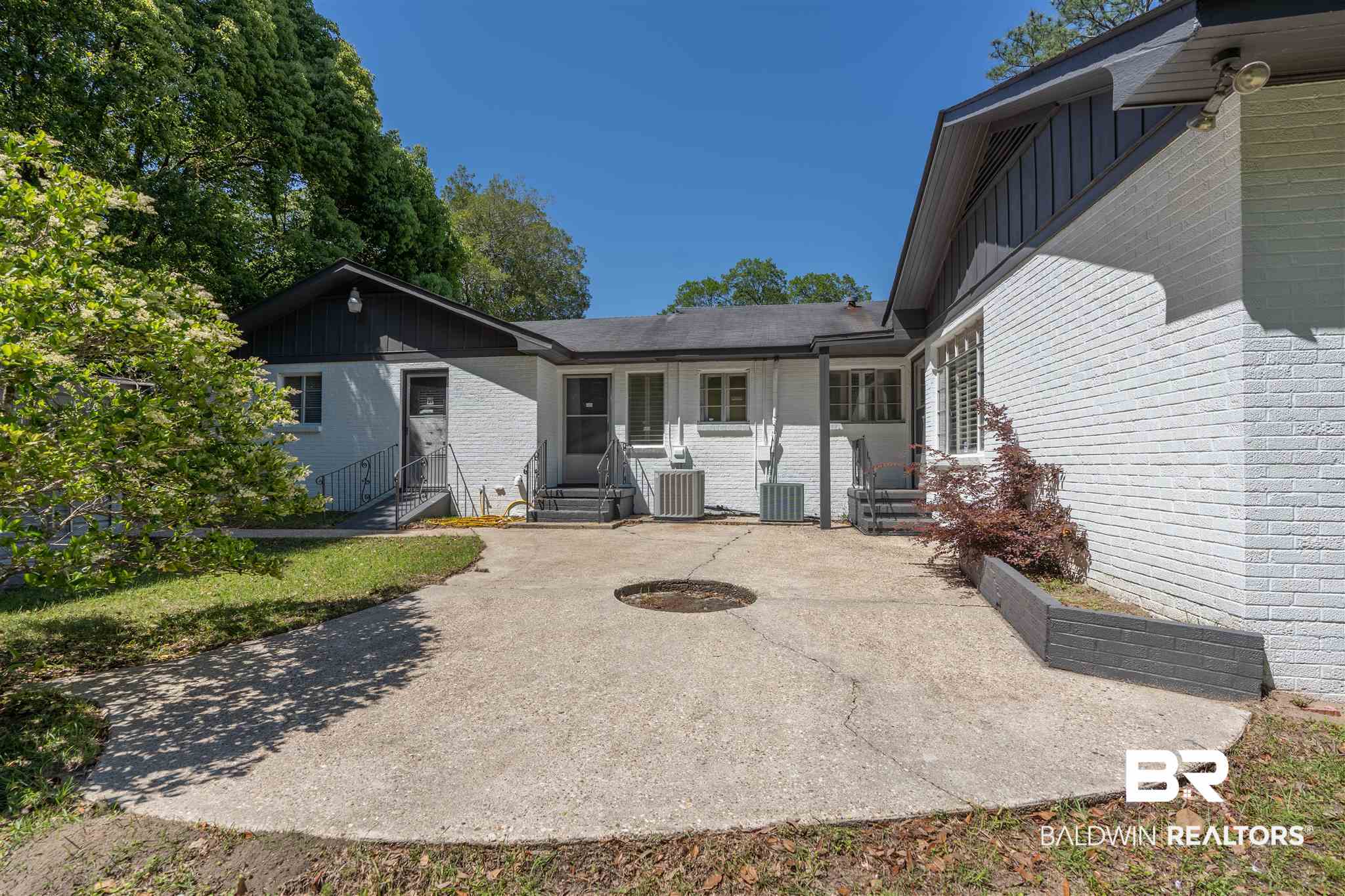 3855 Mountain Drive Mobile, AL 36693 - Photo 31 of 35 Rear Patio
