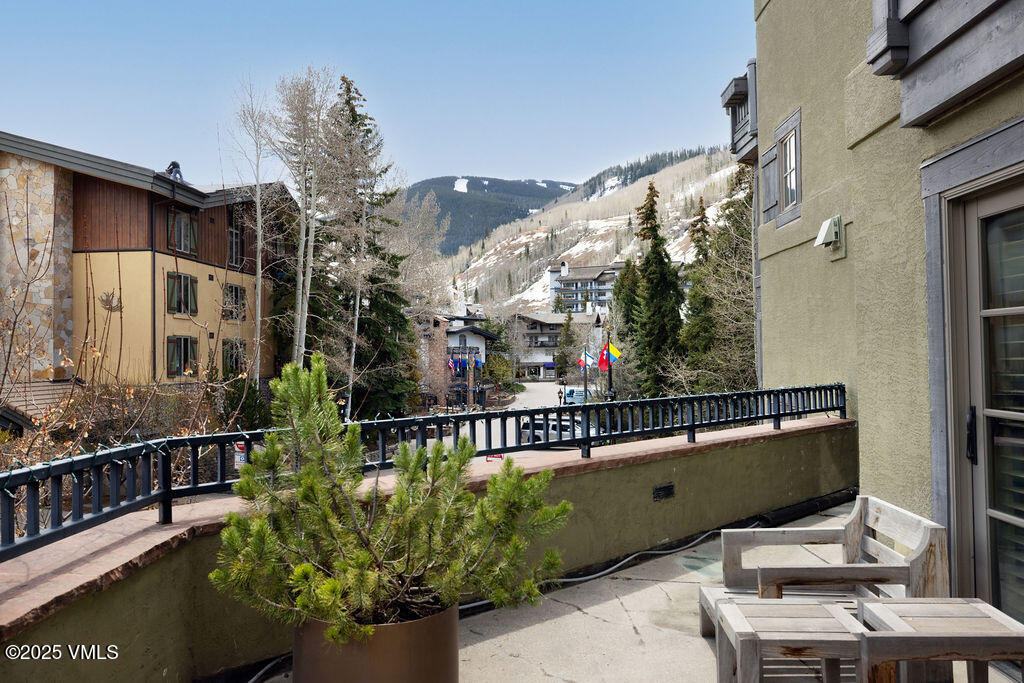1 Willow Bridge Road, Unit 26 Vail, CO 81657 - Photo 6 of 26 2504_one_willow_bridge_26_exterior_view_
