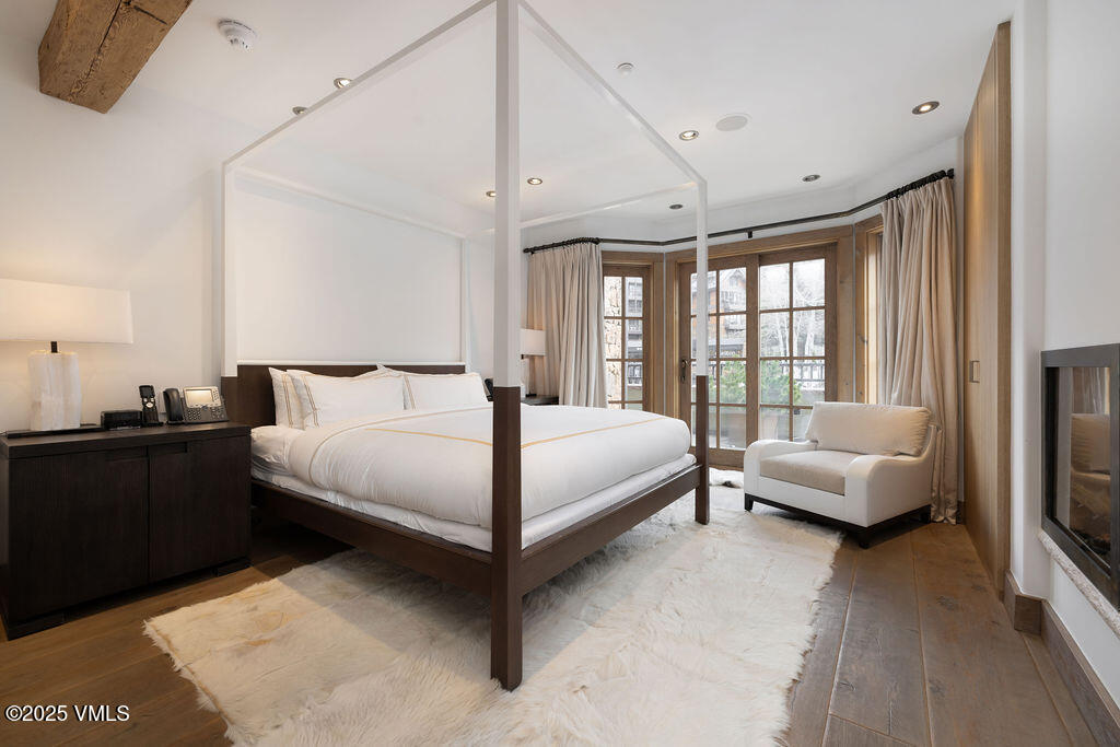 1 Willow Bridge Road, Unit 26 Vail, CO 81657 - Photo 9 of 26 2504_one_willow_bridge_26_interior_prima