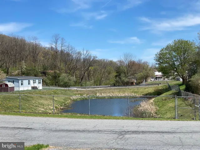$105,000 | 713 1st St Extension, Hamburg, PA 19526