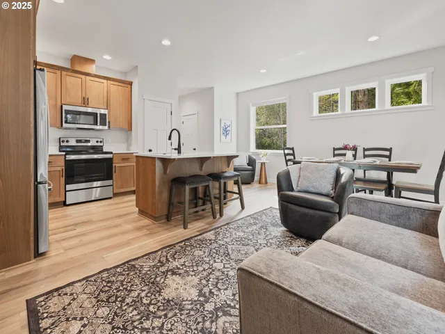 $409,000 | 1455 Southeast Marine Avenue, Lincoln City, OR 97367