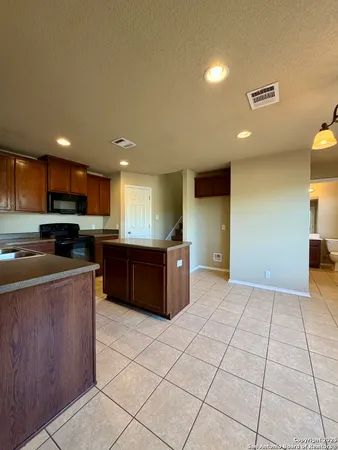 $1,650 | 7027 Fisherman Sky, San Antonio, TX 78244